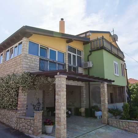Gaspar Τρογκίρ Εξωτερικό φωτογραφία